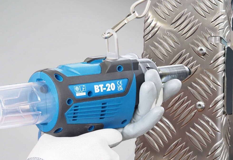 NEW BT-20 PROFESSIONAL BATTERY RIVETING TOOL FOR RIVETS
